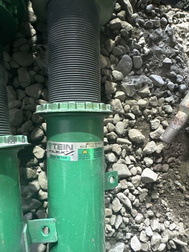 Амортизаторы, пневмобаллоны: Комплект амортизаторов, Комплект пружин амортизатора Toyota 2010 г., Б/у, Оригинал, Япония — 2