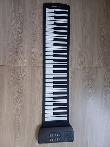 nerd oyunu yükle: Portativ rulon piano (Hand Roll Piano) - Tam ölçülü klaviatura — 1