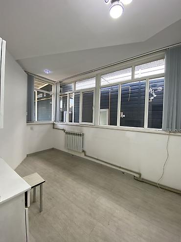 Продажа коттеджей и домов: 🏡 Үй сатылат! 📍 Дарек: Ош шаары горбаНя кичи району. Ул Узгенская 📏 — 8