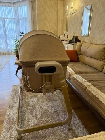 Beşiklər: Oğlan və qız üçün, Dördbucaq, Beşik, Dəstsiz, Matras ilə, Yellənmə mexanizm ilə — 4