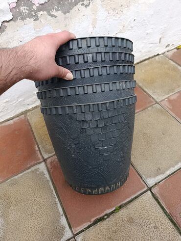 балыкчы кирпич завод: Gul Qablari Yaxsi Vezyetde. Biri 3 azn. 6 eded. var. Unvan. Yeni lalafo.az -da балыкчы кирпич завод: Gul Qablari Yaxsi Vezyetde. Biri 3 azn. 6 eded. var. Unvan. Yeni