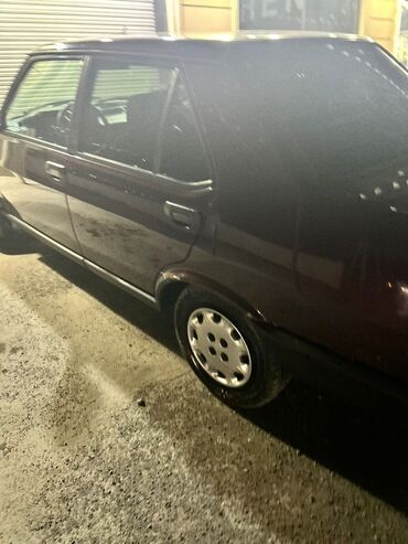 Digər avtomobillər: Zəng vur maraglan — 1