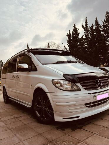 Mercedes-Benz: Mercedes-Benz Vito mikroavtobus - Kuzov: ağ rəng, qara kapot örtüyü — 6