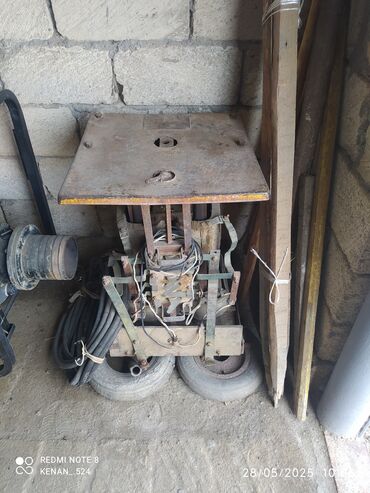 qaz balonu satışı: Salam belə bir 2 faza elektrik qaynağı aparatı satılır işlək
