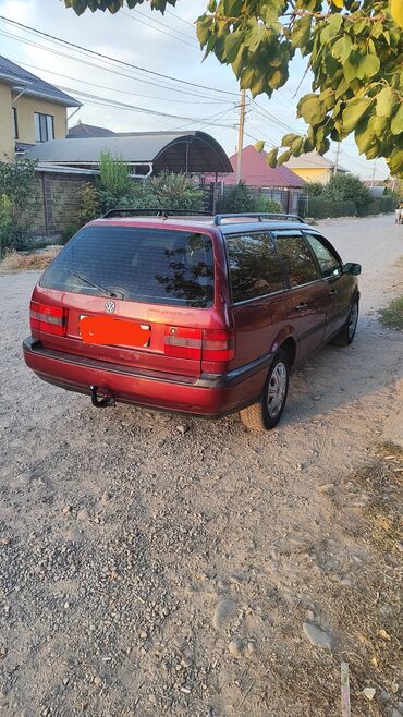 домкрать: Volkswagen Passat Variant: 1995 г., 2 л, Механика, Бензин, Универсал