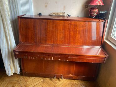 pianino satilir: Piano
