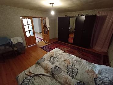 4 otaqlı ev: 4 otaqlı həyət evi – şəxsi həyətyanı sahəli Xüsusiyyətlər: - Plan: 1 — 6