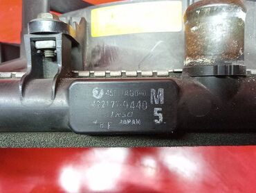 Радиаторы: Радиатор охлаждения двигателя SUBARU (б/у) ОРИГИНАЛЬНАЯ — 9