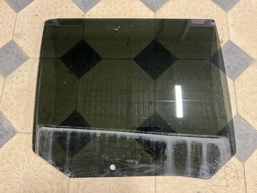 Стекла и комплектующие: Стекло Заднее правое Ford, 2019 г., Б/у, Оригинал at lalafo.kg — 3 Стекла и комплектующие: Стекло Заднее правое Ford, 2019 г., Б/у, Оригинал — 3