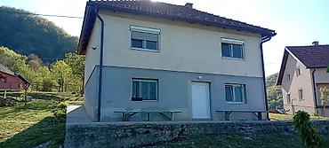 prodaja kuca vrbas: Kuća sa imanjem i pomoćnim objektima – grejanje na drva dva nivoa - — 3