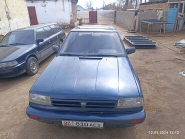 Nissan Bluebird: 1989 г., 2 л, Механика, Бензин, Седан