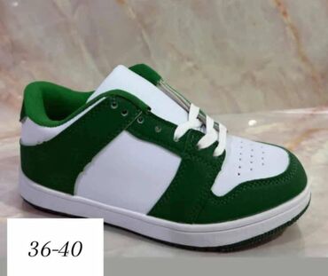 Women's Sneakers and athletic shoes: Patike 
2300 din 
sdo — 9