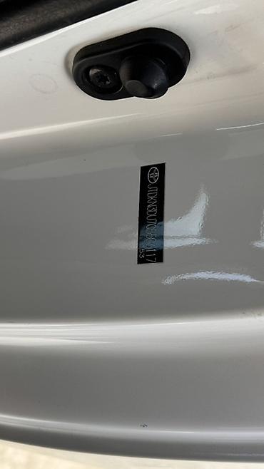 Toyota: Toyota Prius: 2012 г., 1.8 л, Вариатор, Гибрид, Хэтчбэк — 13