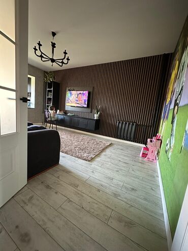 продается 3 х комнатная квартира: 3 комнаты, 62 м², 105 серия, 4 этаж, Дизайнерский ремонт