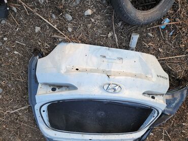багажник нива: Крышка багажника Hyundai 2018 г., Б/у, цвет - Белый,Оригинал