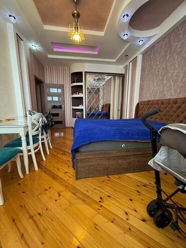 Sifarişlə qonaq dəstləri: Satılır: mənzilin geniş zalı və dəhlizi üçün nəzərdə tutulmuş daxili — 29