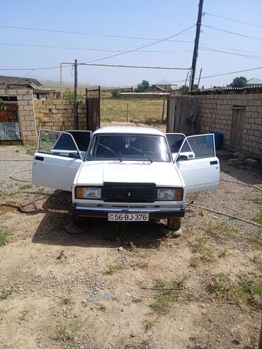 vaz matoru: VAZ (LADA) 2107: 1.5 l | 2004 il | 5 km Sedan