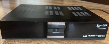 hdmi̇: Krosna apparatı ideal vəziyyətdə Superbox SX9518 HD HD kanalları açır