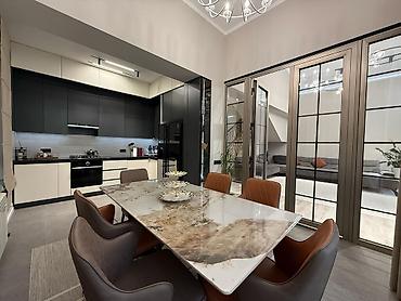 Продажа домов: Дом, 250 м², 4 комнаты, Агентство недвижимости, Дизайнерский ремонт — 13