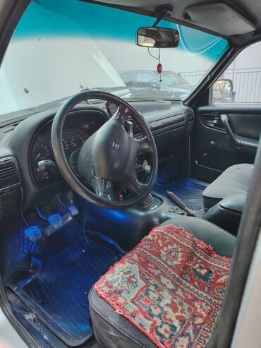 QAZ: QAZ 3110 Volga: 2.4 l | 2003 il 25000 km Sedan -da lalafo.az — 8 QAZ: QAZ 3110 Volga: 2.4 l | 2003 il 25000 km Sedan — 8