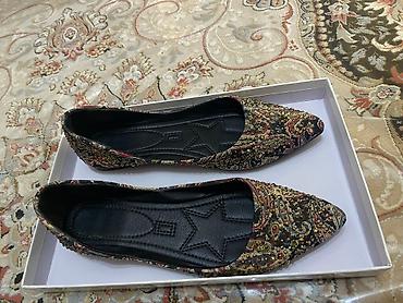 Другая женская одежда: Вся обувь 38 размера в очень хорошем состоянии Джинсы 26;27 размер — 3