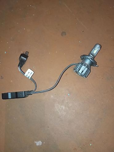 Ehtiyat hissələri: Avtomobil üçün LED far lampası - Tip: LED başlıq lampası, H4/H7 — 1