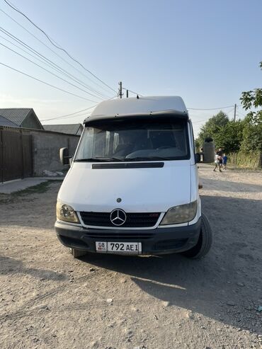 шины на ман: Легкий грузовик, Mercedes-Benz, Стандарт, До 1 т, Б/у