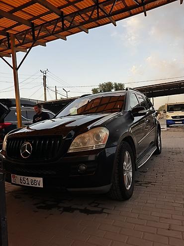 235 65 19: Mercedes-Benz GL-Class: 2006 г., 4.7 л, Автомат, Внедорожник — 1