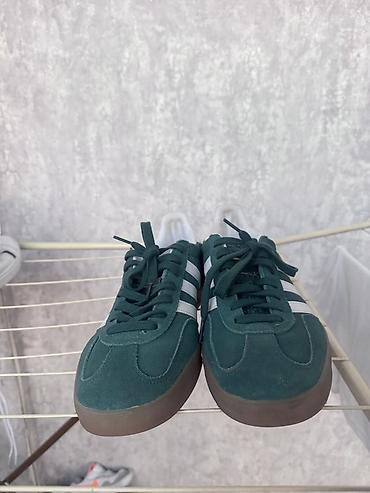 Кроссовки и спортивная обувь: Мужские кроссовки, 42, 42.5, Adidas, Новый, цвет - Зеленый — 1