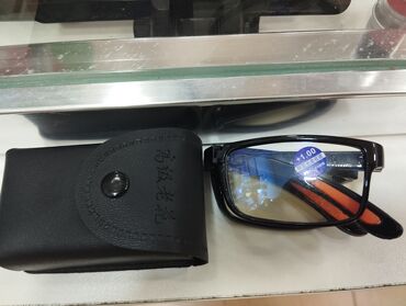 Eynəklər: Ocki acki gunes suasi ucun qabda var qarada var ik ededi biri 10manat — 9