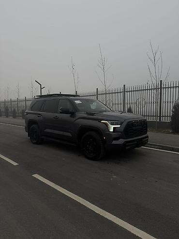 Toyota: Toyota Sequoia: 2022 г., 3.5 л, Гибрид, Внедорожник — 4