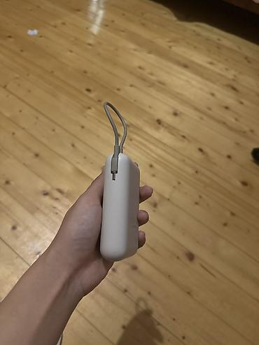 mitone power bank: Xiaomi daşınan enerji bloku – 10 000 mAh - Tutum: 10 000 mAh (arxa — 4