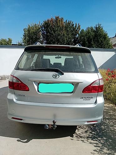 Toyota: Toyota Avensis Verso: 2004 г., 2 л, Механика, Бензин, Минивэн — 2