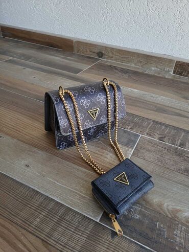 Torbe: Cena torbi 2600
cena novcanika 2200
cena kaisa 2200
Porez — 5