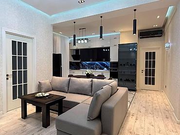 Mənzillərin satışı: İcarəyə verilir 3 otaqlı yeni tikili 110 m², Nizami m. Kateqoriya — 2