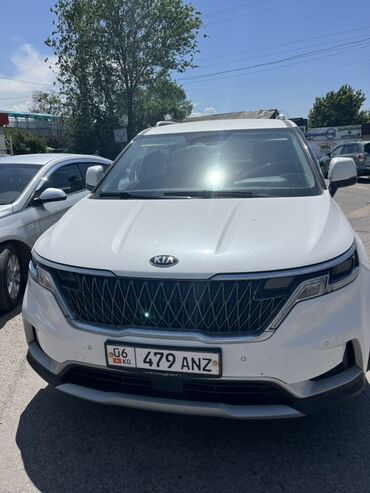 машина семейная: Kia Carnival: 2021 г., 3.5 л, Автомат, Газ, Минивэн