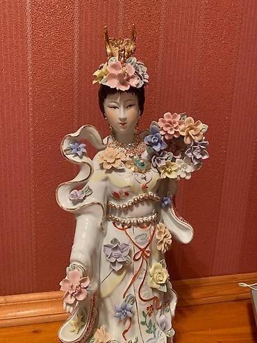 İncəsənət və kolleksiyalar: Sakura, Prunus cinsinden birkaç ağacın herhangi birinin çiçeğidir — 2