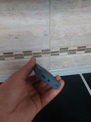 simens s10: Nokia klasični mobilni telefon sa fizičkom tastaturom Karakteristike — 6