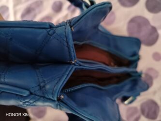 Torbe: Torba je ocuvana, ima mala ostecenja slika broj 9 i 10 — 9