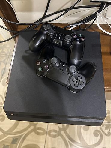 gta baki: PlayStation 4 Slim və 4 adəd oyun ( GTA 5 Hİtman 3 Gran Turismo və — 1