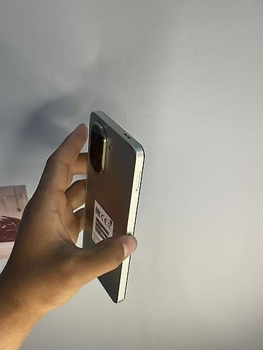 телфо: Redmi, Redmi A5, Б/у, 128 ГБ, цвет - Серебристый, 2 SIM — 6