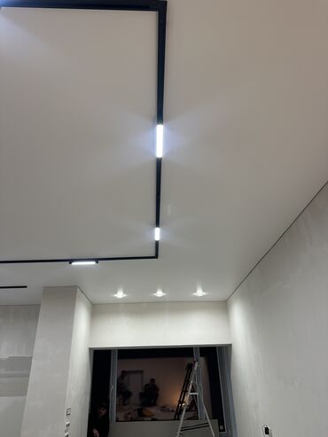 противоскользящий коврик: Керме шыптар Жылтырак, Жылтырабаган, 3D потолоктор Кепилдиги, Акысыз консультация, Акысыз ченөө