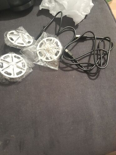 Ostali kućni aparati: Ефикасно и моћно: МИИТО електрични бријач за тканине опремљен мотором — 7