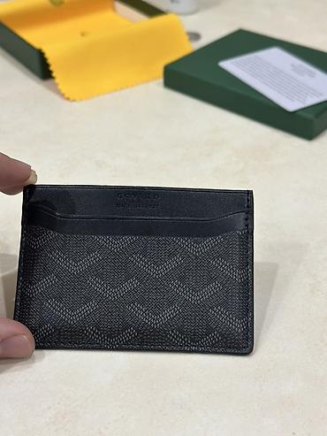 Картхолдеры: Карточница Goyard, компактная и тонкая. Характеристики: - Материал — 17