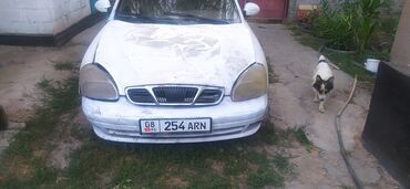 машына тайота камри: Daewoo Nubira: 1999 г., 1.6 л, Механика, Бензин, Седан