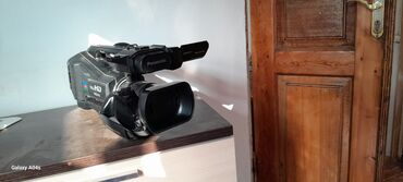 mikro qulaqlıq: Panasonic peşəkar videokamera - Full HD qeyd: korpus üzərində “FULL
