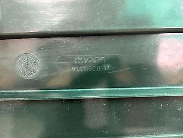 Другие детали кузова: Крышка аккумулятора Man TGX 460 2017 Контрактный из Германии, в — 11