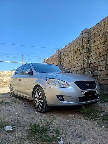Kia: Kia Ceed: 1.6 l | 2007 il Hetçbek — 1