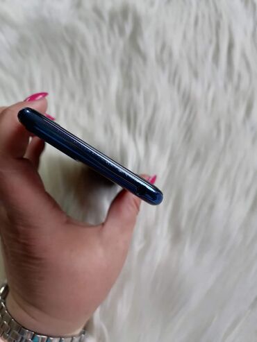 Huawei: Huawei Y6, 4 GB, bоја - Svetloplava — 3