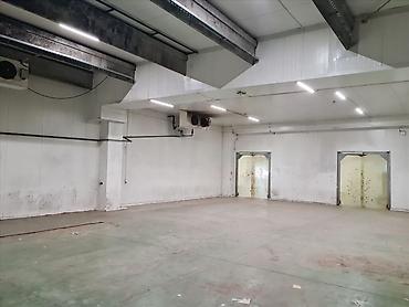 Nekretnine: Izdaje se zgrada 3200m2 . Deljiva na nezavisne celine od 200m2 na — 6